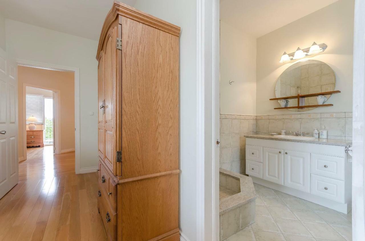 Apartment Canada Dream Vacation Срима Екстер'єр фото
