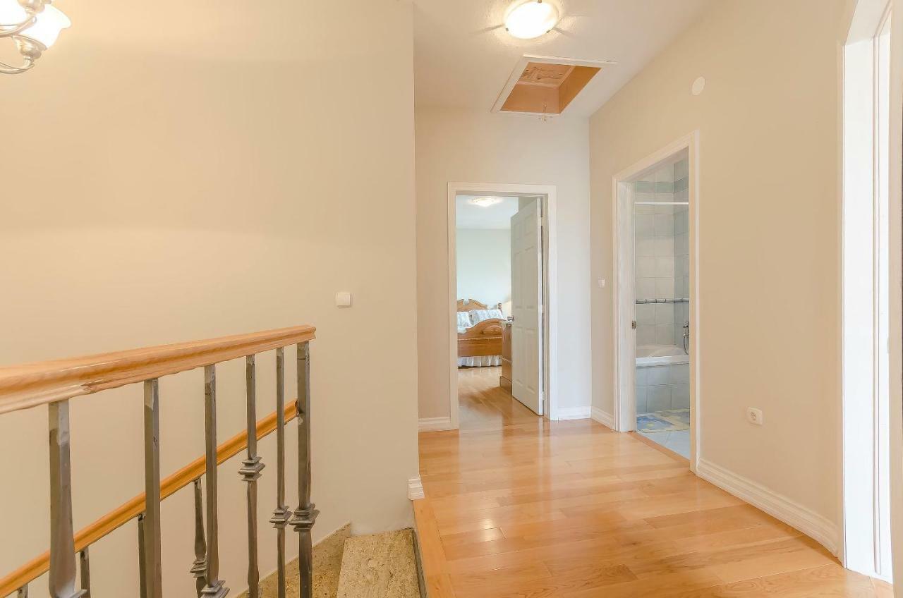 Apartment Canada Dream Vacation Срима Екстер'єр фото
